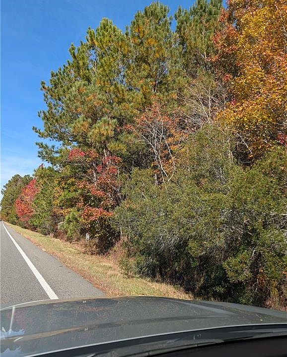 2nd image of 17 N George Washington Memoral Pkwy