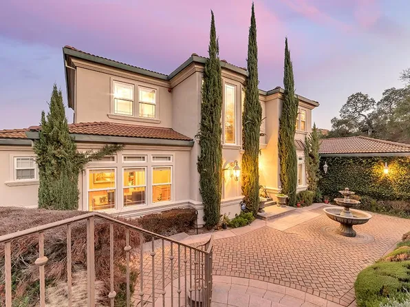 18600 Castle Ridge Dr, Morgan Hill, CA 95037
