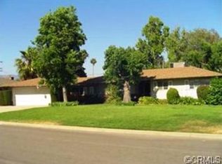933 N Encina Ave, Rialto, CA 92376