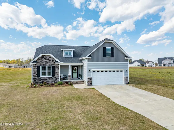 3041 Lucas Court, Greenville, NC 27858