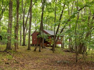 39 Thaxter Ln, Kittery Point, ME 03905