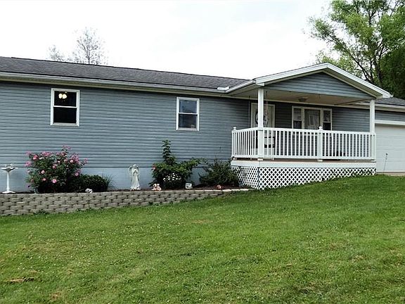 2nd image of 12 Suzanne St