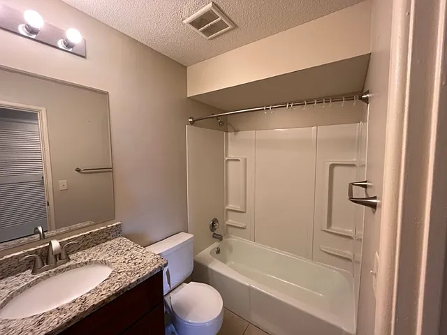 2620 S 70th St #109 — Photo 9