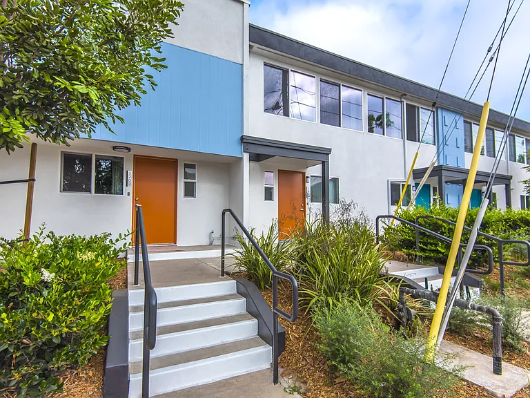 The Modern Apartments — Photo 24