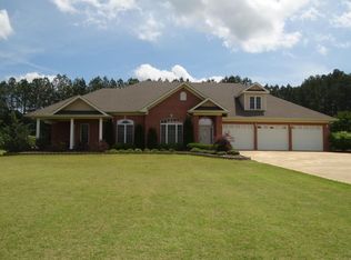 1202 Pine Lake Dr, Corinth, MS 38834