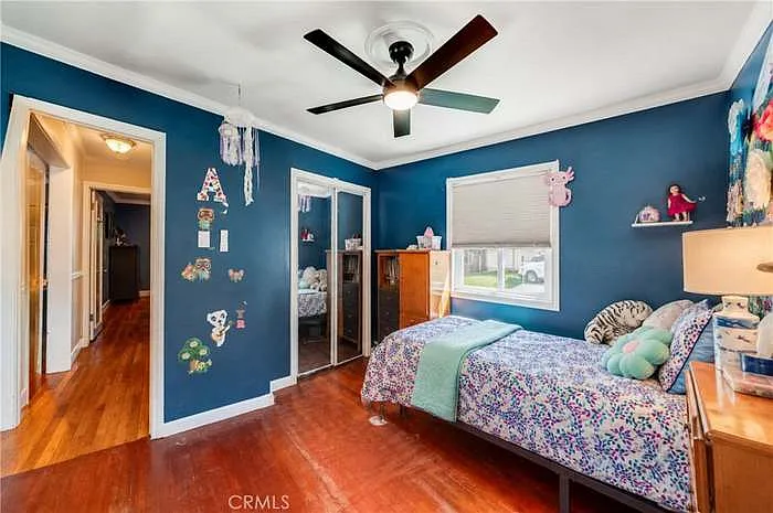 4219 Pixie Ave — Photo 2