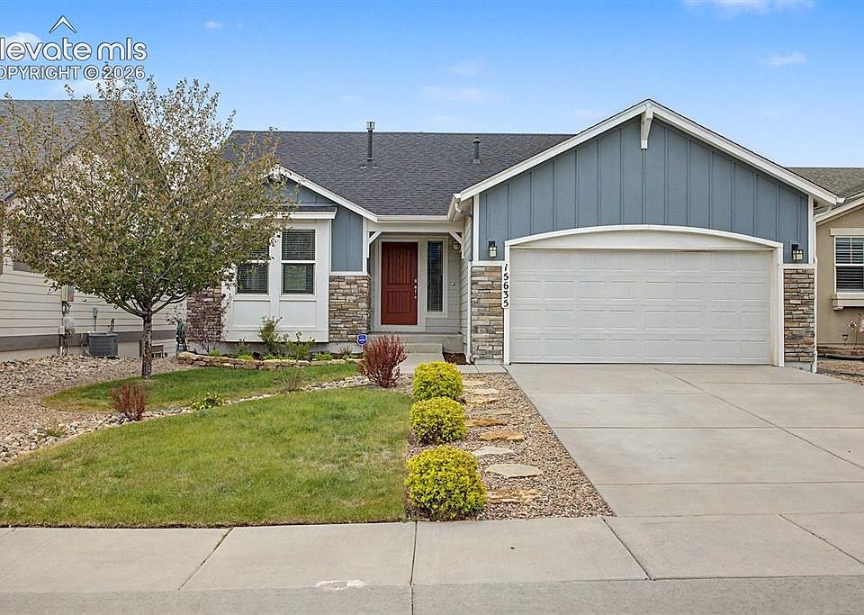 1st image of 15635 Blue Pearl Ct