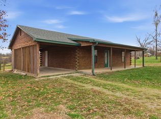 8372 County Road 5090, West Plains, MO 65775