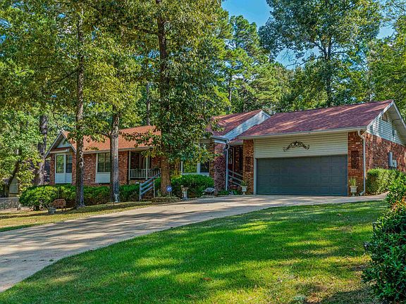 4th image of 8901 Dawn Dr