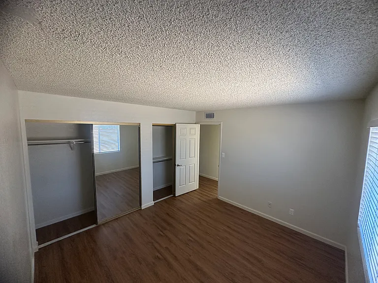 3rd bedroom & closets