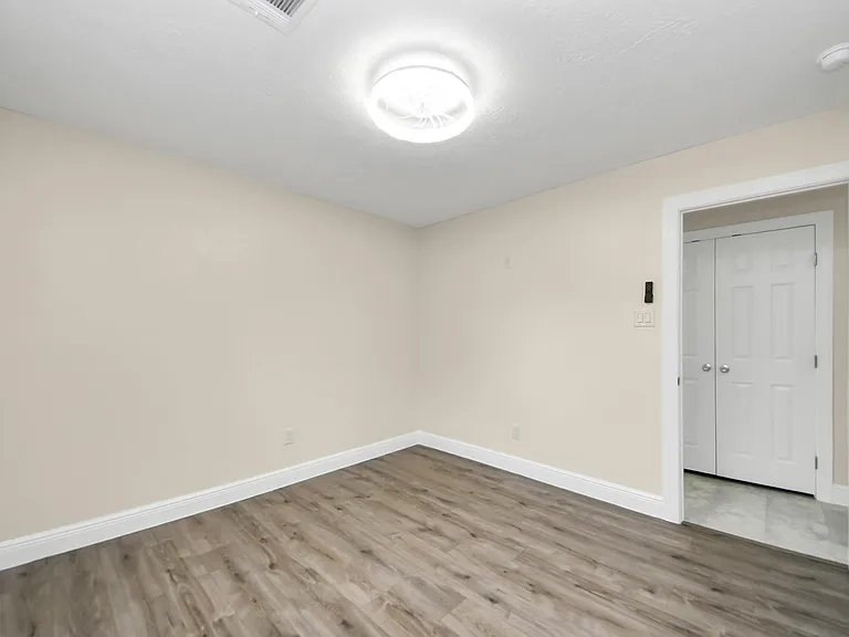 7066 Villa Dr #A — Photo 22