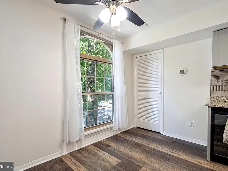 3326 Woodburn Village Dr #23 — Photo 7