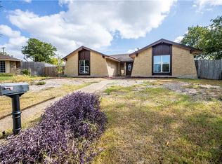 902 Venice Cir, Duncanville, TX 75116