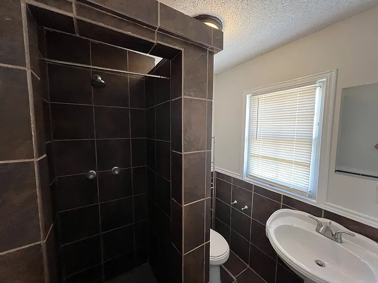 1714 Avenue X #2 — Photo 3
