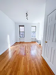 Rented by Urban Real Estate Inc