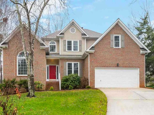 108 Cambay Ct, Cary, NC 27513