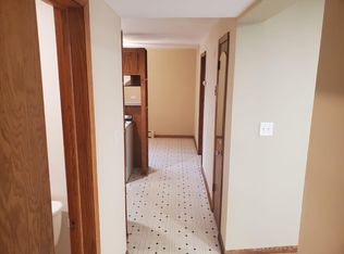 2225 Des Plaines Ave, Riverside, IL 60546