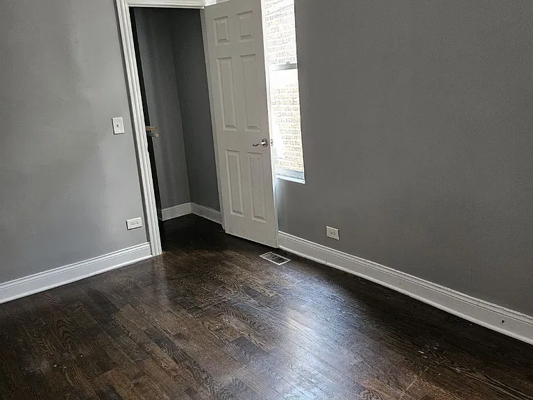 1328 S Central Ave #1 — Photo 4