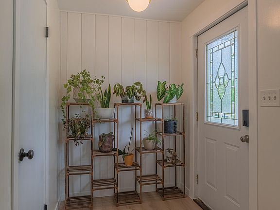 5th image of 2778 Coral Dr