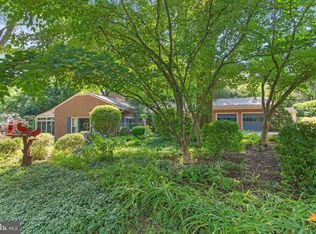 104 Blossom Hill Dr, Lancaster, PA 17601