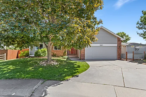 1037 Butte Pass Dr Photo 1