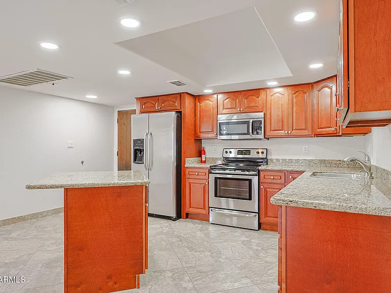 7920 E Camelback Rd #111 — Photo 7