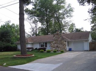 26 Richard Rd, Edison, NJ 08820