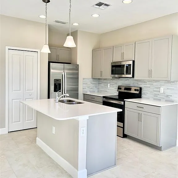 1398 Captiva Cv — Photo 9