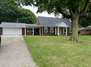 1330 Sunnyfield Rd, Sturgis, MI 49091