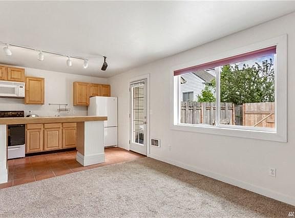 3rd image of 212 Sydney Ave N #B