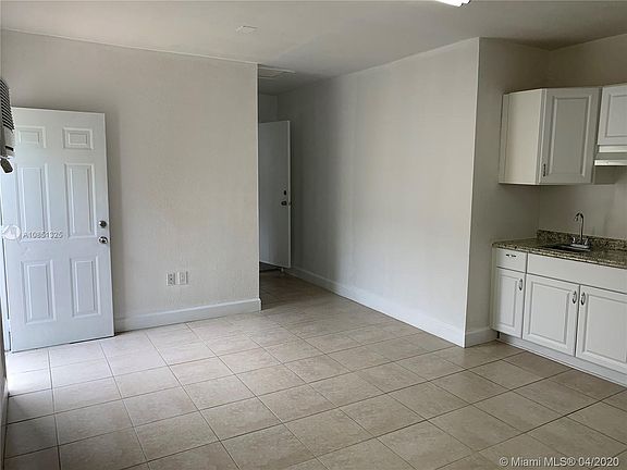 5th image of 19720 SW 87th Ave #19720B