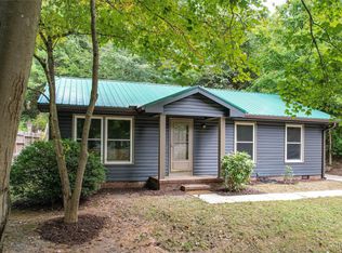 3 Erwin Dr, Asheville, NC 28806