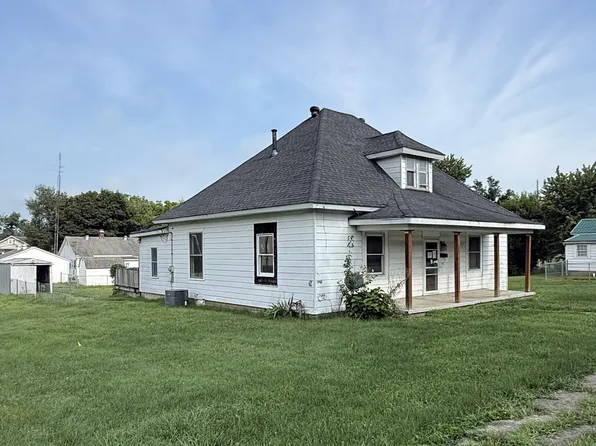 200 N Center St, Francisco, IN 47649
