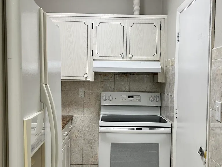 3550 NW 8th Ave #404 — Photo 12