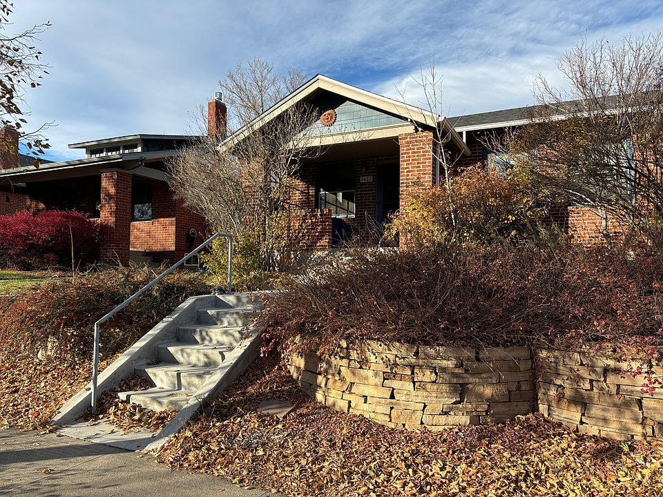 Front view from 30th Avenue.