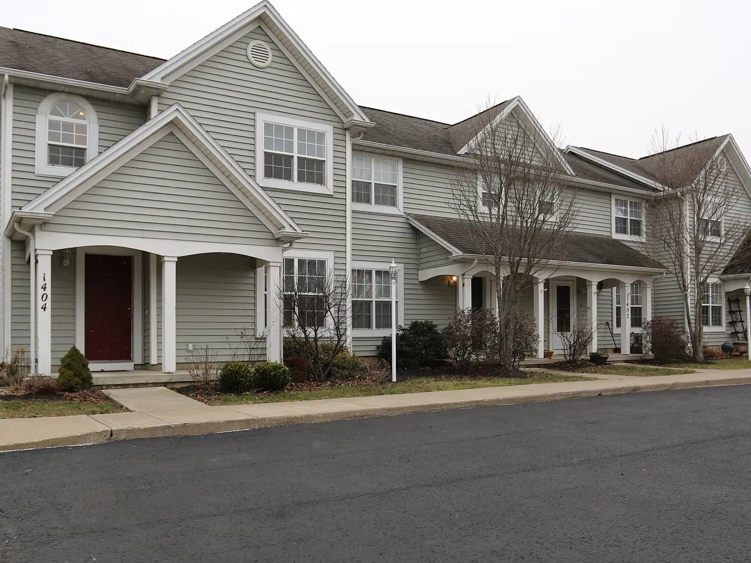Bottchers Landing Apartments — Photo 1