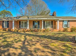 618 Holland Ct SW, Decatur, AL 35601