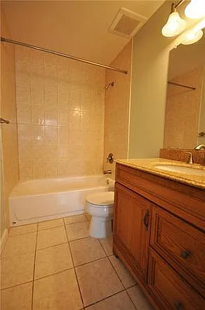 8020 Tamarron Dr — Photo 11