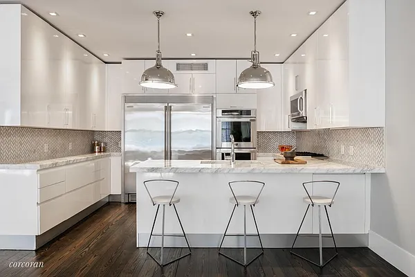 Sold by Corcoran | media 19