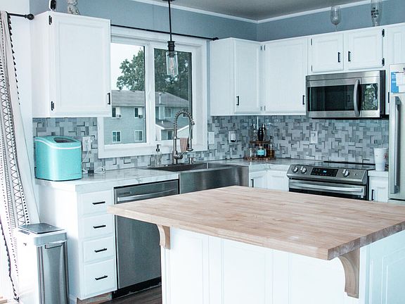 3rd image of 1066 E 12th St