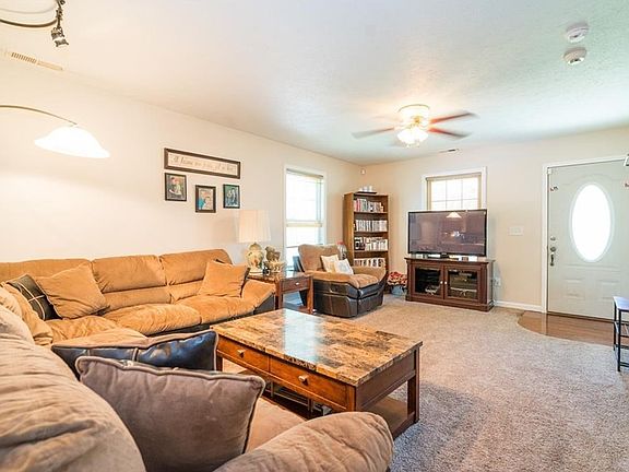 5th image of 509 Dawes Ave