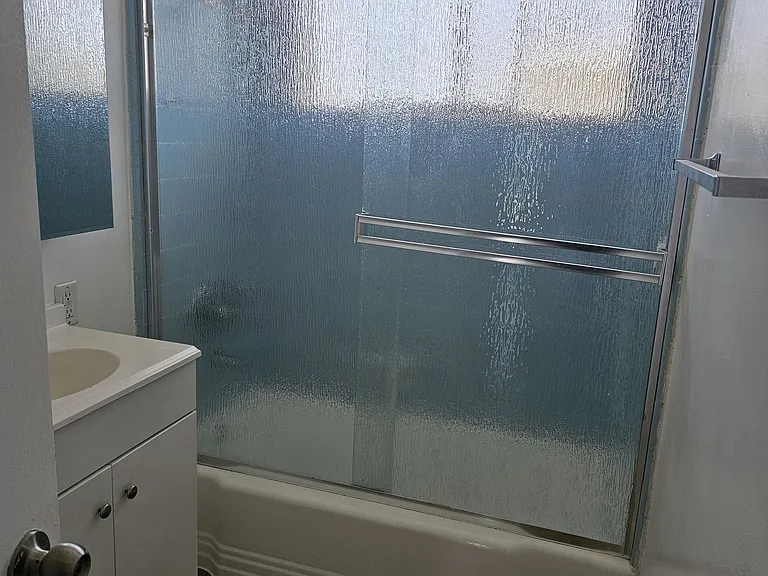 Will-Ane Apts — Photo 15