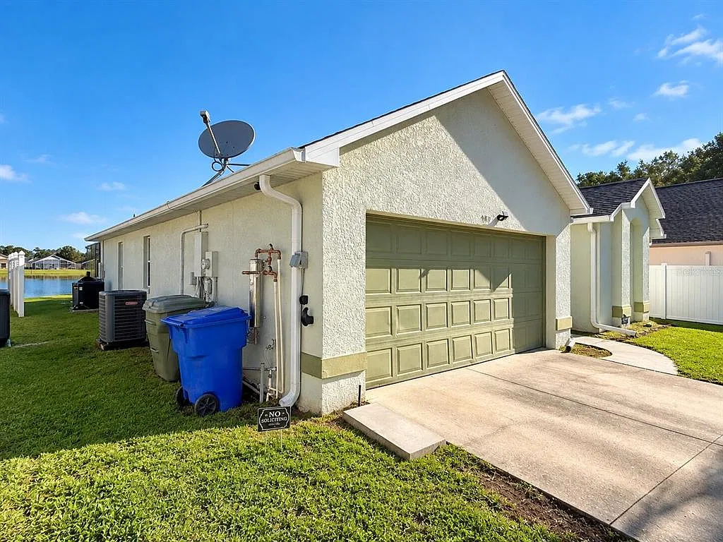 3 bed, 2.5 bath, 1499 sqft, $2,750 — Photo 4