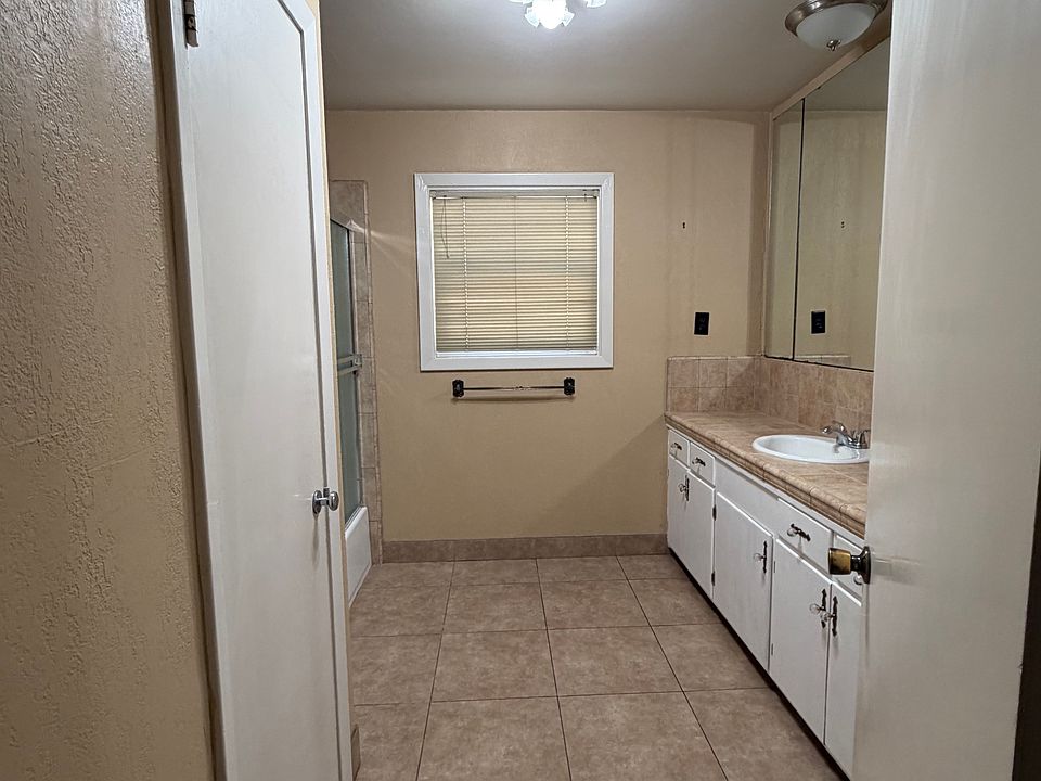 1st image of 4242 N Overhiser Rd