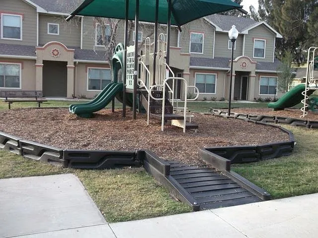 2100 Grapefruit St #2100 — Photo 6