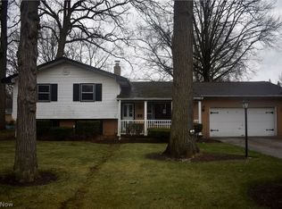3711 Cumberland Cir, Youngstown, OH