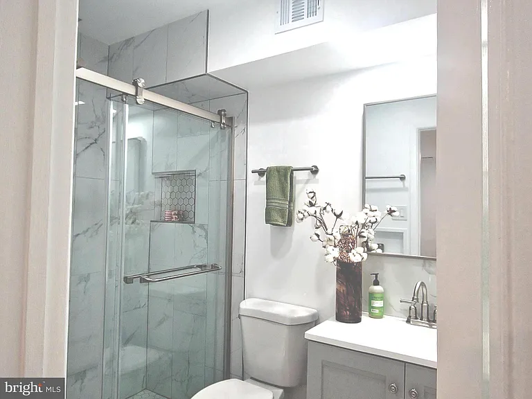 3815 Monte Vista Pl #98E — Photo 33