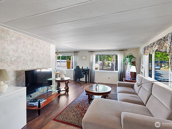 3rd image of 18425 NE 95th Street #148