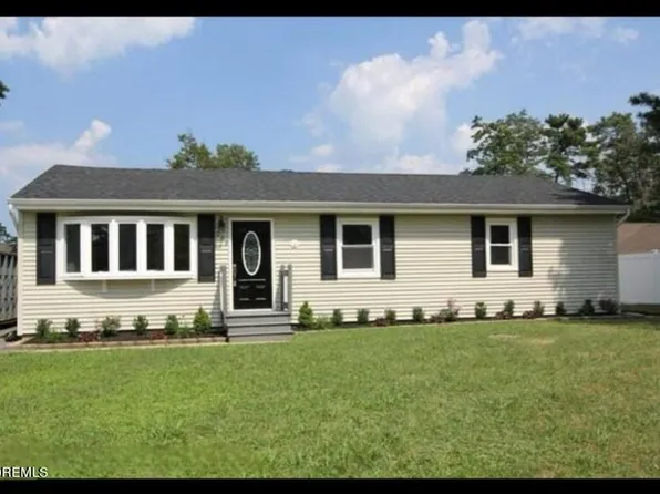 299 Western Boulevard, Bayville, NJ 08721