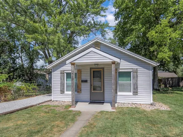 710 SE High St, Lees Summit, MO 64063